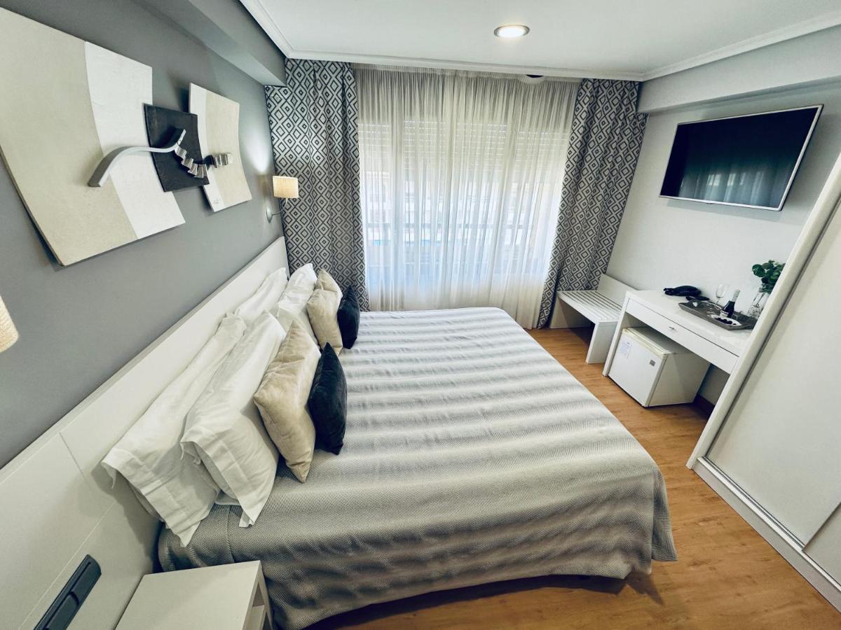 Hotel Las Olas Ноха Екстериор снимка